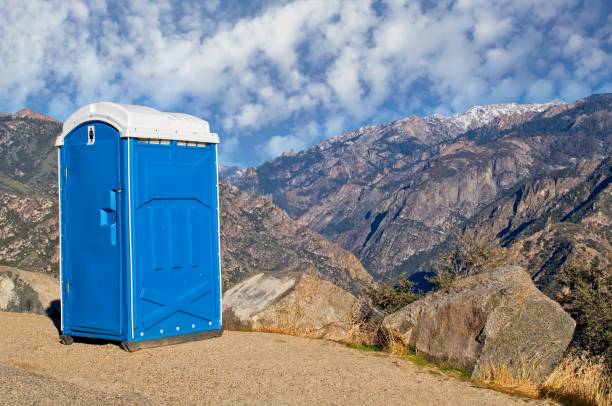 Best Porta potty delivery and setup  in Lynwood, CA