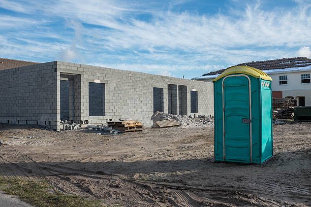 Best Luxury portable toilet rental  in Lynwood, CA